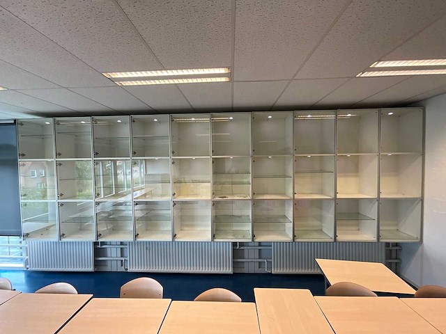 Vitrinekast - afbeelding 2 van  4