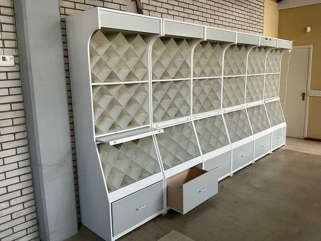 Vitrinekast/knoopkasten (18x) - afbeelding 5 van  5