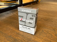 Vittoria standard 700x20/28c fv presta ventiel 60mm binnenband (9x) - afbeelding 1 van  3