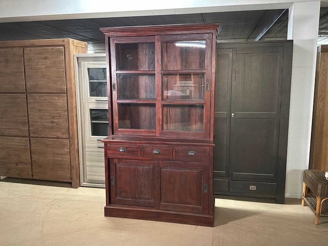 Vladimir buffetkast - afbeelding 3 van  6