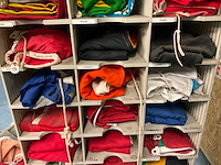 Vlaggen in kast (2x) - afbeelding 3 van  14