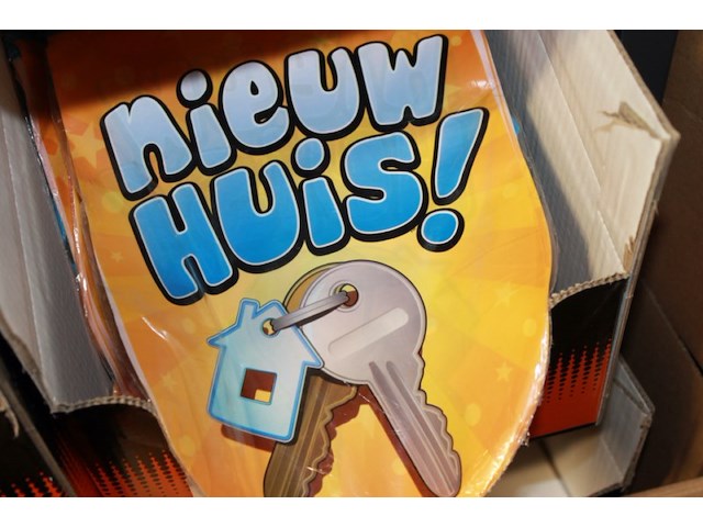 Vlaggen lijn nieuw huis 4 stuksloc g014 - afbeelding 3 van  3