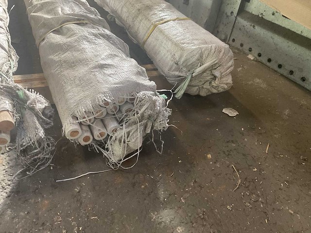 Vlaggenmast 25x2000 mm (69x) - afbeelding 1 van  4