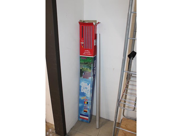 Vlaggenmast flagpole met grondpaal en accessoires. aluminium met hoogte 6 meter. - afbeelding 2 van  3