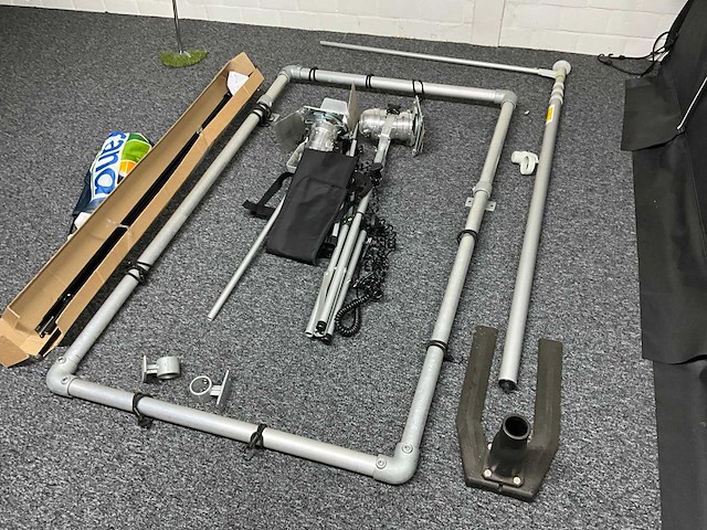 Vlaggenmast & steigerbuis spandoekframe - afbeelding 6 van  6