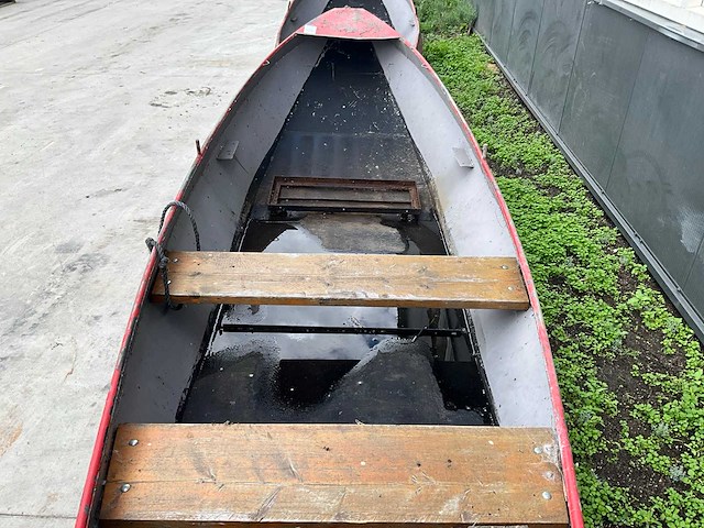 Vlak bodem roeiboot - afbeelding 5 van  7
