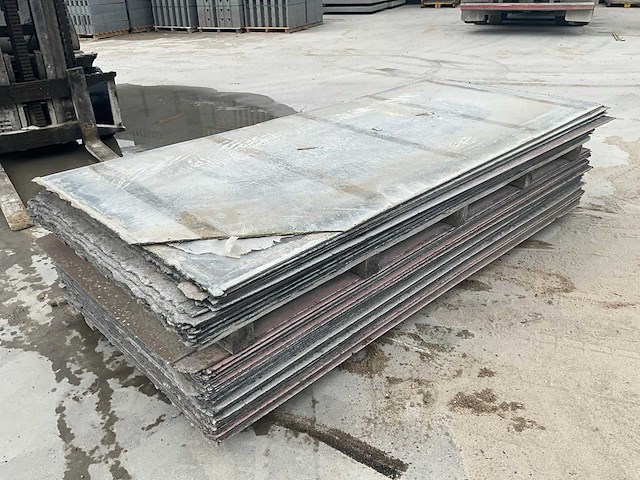 Vlakke asbestvrije cementplaat 250x110x0.6 ca. 60m2 - afbeelding 4 van  6