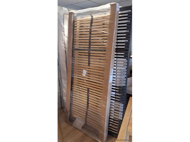 Vlakke lattenbodem - 90x200cm - afbeelding 1 van  2