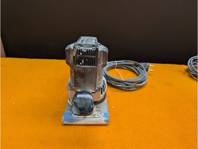 Vlakschuurmachine rupes, sspf, bouwjaar 1999 - afbeelding 3 van  8