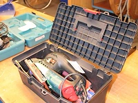 Vlakschuurmachine skil 7351 met diverse schuurpads. - afbeelding 2 van  2