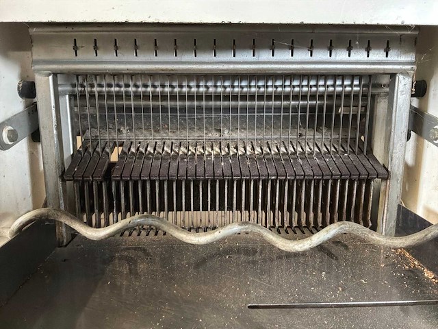 Vlb broodsnijmachine - afbeelding 2 van  2