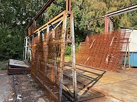 Vlechtmatten op materiaalrek (2x) - afbeelding 1 van  5