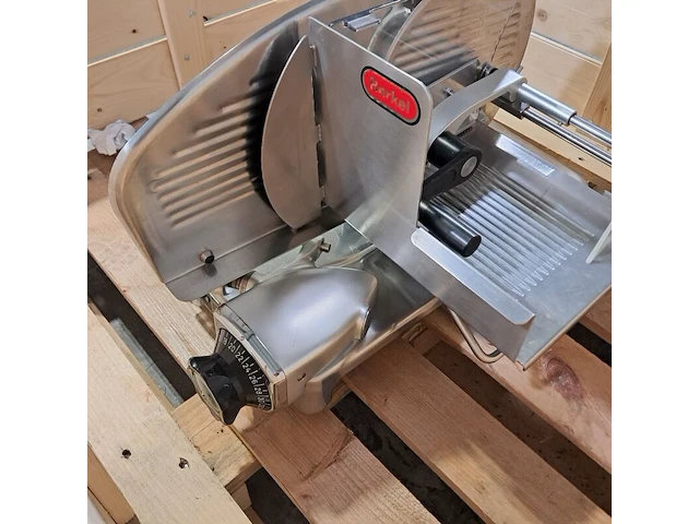 Vlees snijmachine, berkel, 2005 - afbeelding 8 van  11