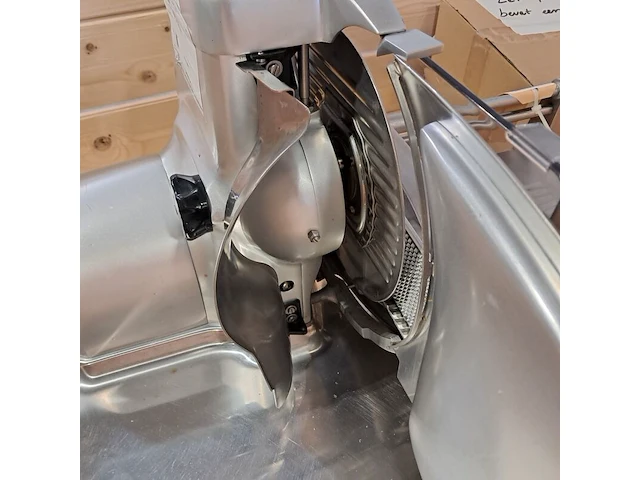 Vlees snijmachine, berkel, 2005 - afbeelding 11 van  11