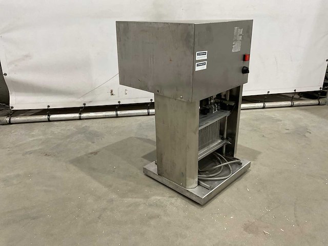 Vlees vermalser - afbeelding 2 van  6