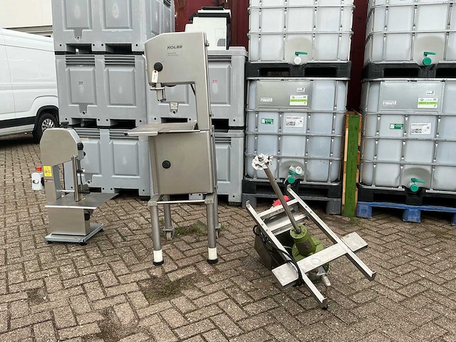 Vleeszaagmachines en staafmixer - afbeelding 7 van  13