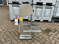 Vleeszaagmachines en staafmixer - afbeelding 9 van  13