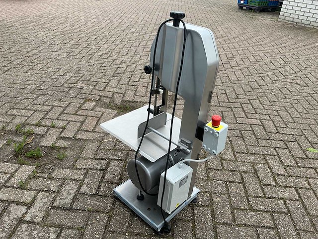 Vleeszaagmachines en staafmixer - afbeelding 10 van  13