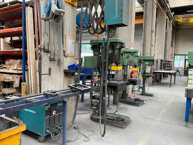 Vlh e505s mig lasapparaat met regelunit op zwenkarm - afbeelding 8 van  17