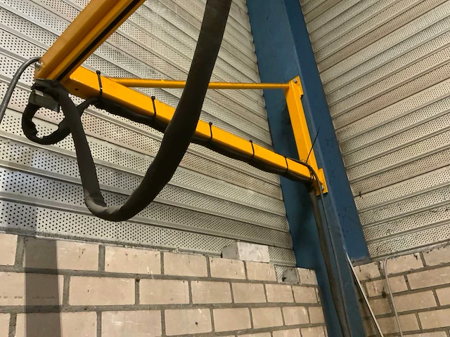 Vlh tr280s mig lasapparaat met bovenloopsysteem - afbeelding 4 van  7