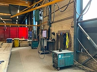 Vlh tr280s mig lasapparaat met regelunit op zwenkarm