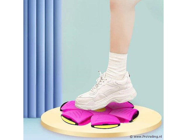 Vliegende ufo bal – binnen en buiten gebruik rood - afbeelding 3 van  3