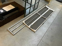 Vliegenhor en bedrekje - afbeelding 1 van  4