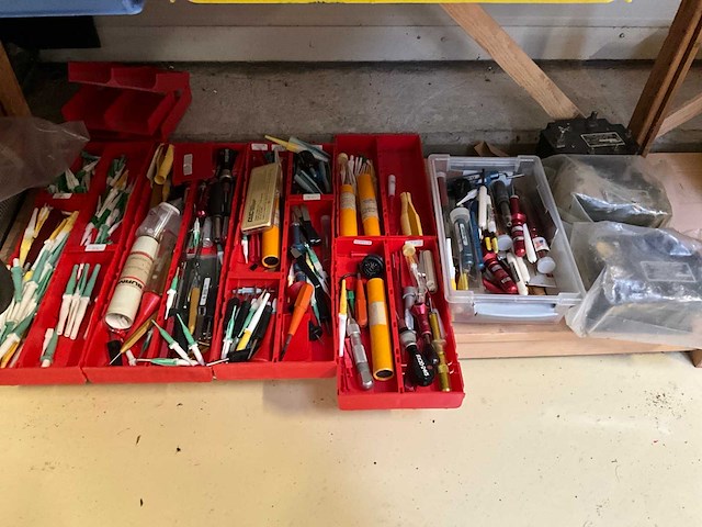 Vliegtuig onderdelen - afbeelding 2 van  10