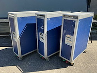 Vliegtuig trolly (3x) - afbeelding 1 van  5