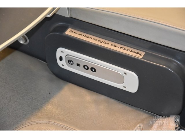 Vliegtuigstoelen - afbeelding 10 van  11