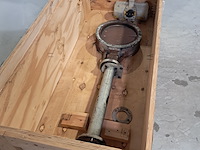 Vlinderklep afsluiter in houten transportkist