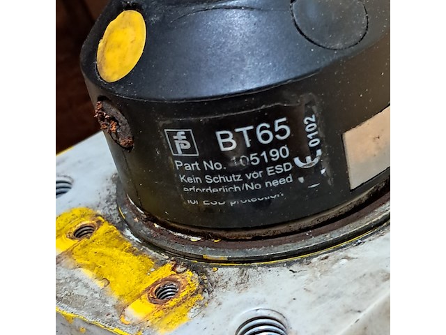 Vlinderklep afsluiter in houten transportkist - afbeelding 4 van  8