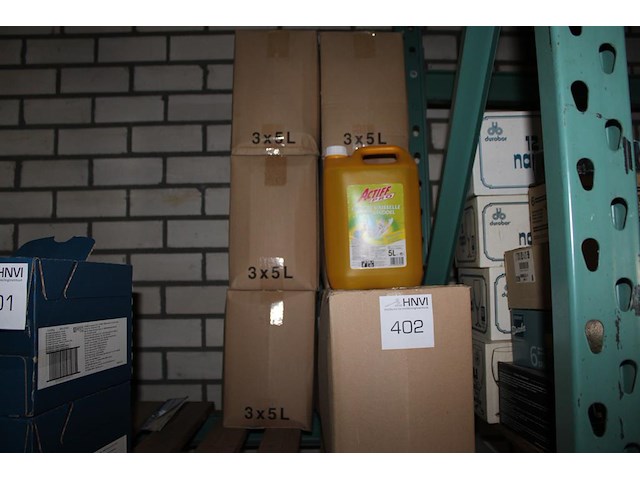 Vloeibaar afwasmiddel in 7 dozen. 21 cans van 5 liter. - afbeelding 1 van  2