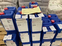 Vloeibare aardbeienaroma (4x) - afbeelding 3 van  3
