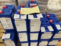 Vloeibare aardbeienaroma (4x) - afbeelding 3 van  3
