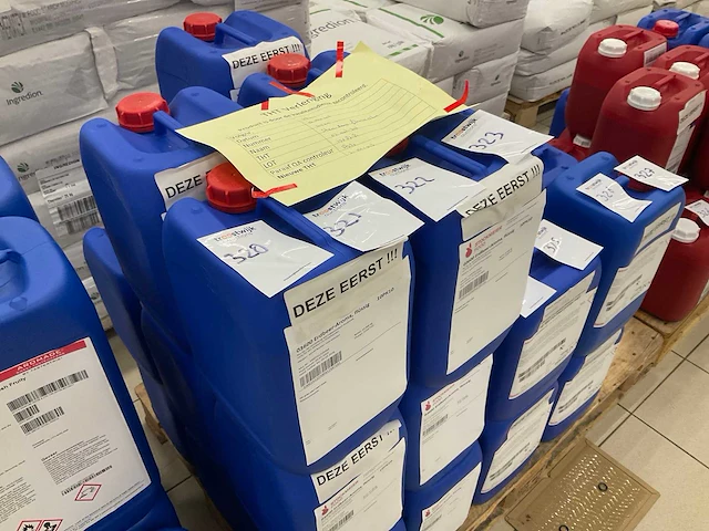 Vloeibare aardbeienaroma (5x) - afbeelding 3 van  3