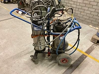 Vloeistof spuit - afbeelding 1 van  6