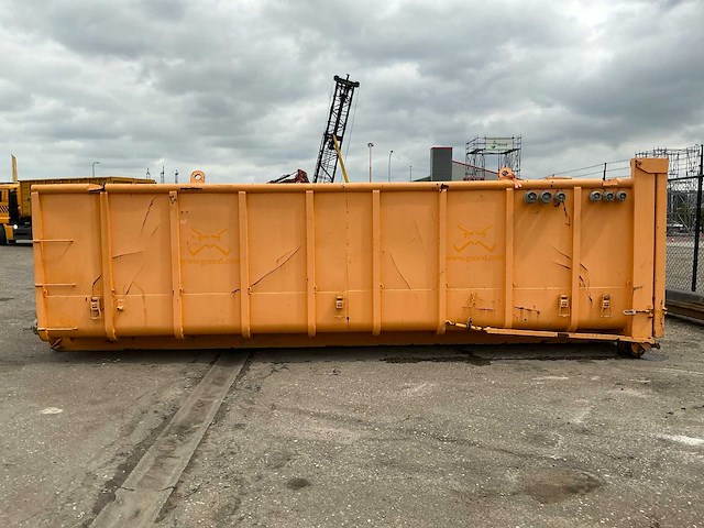 Vloeistofdichte slibcontainer - afbeelding 15 van  21