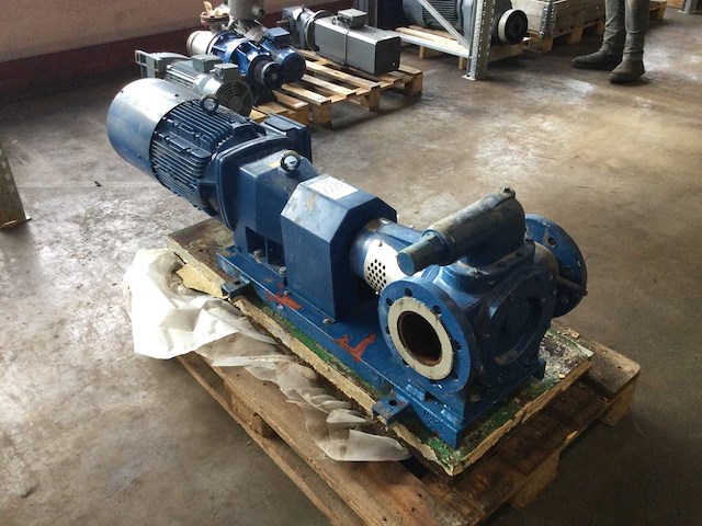 Vloeistofpomp - afbeelding 4 van  4