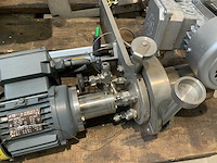 Vloeistofpompen, elektromotoren en reactor (5x) - afbeelding 2 van  11