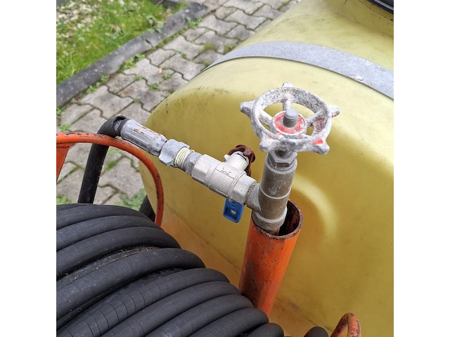 Vloeistofspuit, douven - afbeelding 6 van  20