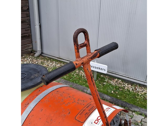 Vloeistofspuit, douven - afbeelding 9 van  20