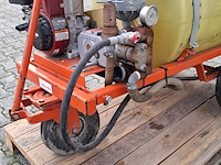 Vloeistofspuit, douven - afbeelding 17 van  20