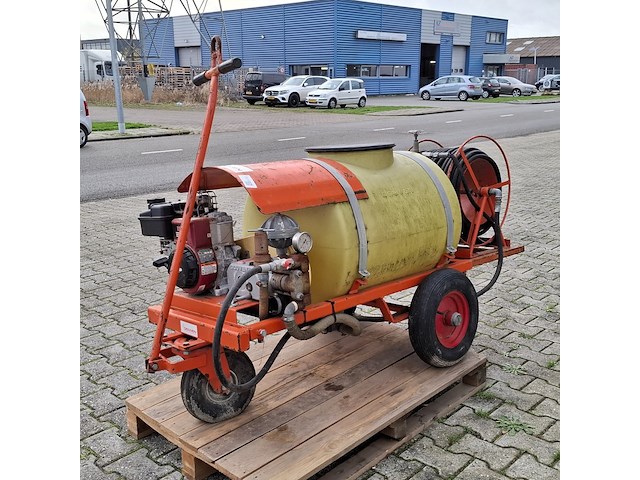 Vloeistofspuit, douven - afbeelding 19 van  20