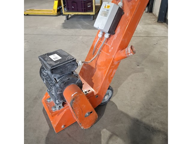 Vloerfreesmachine - 230v trelawny, tfp200 230v, bouwjaar 2016 - afbeelding 9 van  10