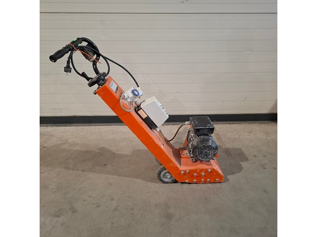 Vloerfreesmachine - 230v trelawny, tfp200 230v, bouwjaar 2018 - afbeelding 1 van  10