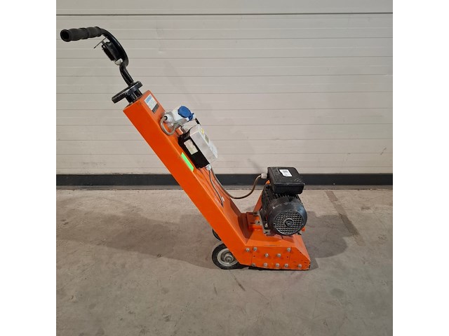Vloerfreesmachine 230v trelawny, tfp200 230v, bouwjaar 2020 - afbeelding 1 van  9