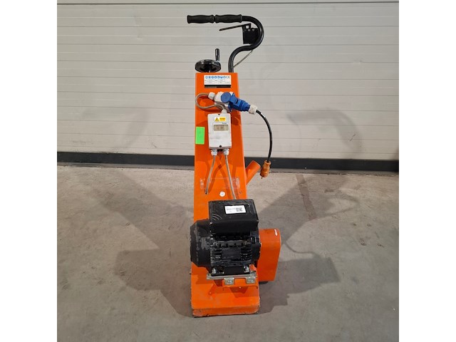 Vloerfreesmachine 230v trelawny, tfp200 230v, bouwjaar 2020 - afbeelding 2 van  9