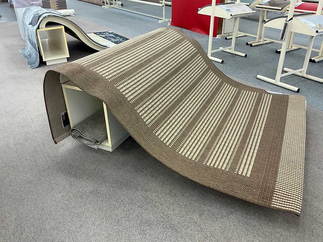 Vloerkleden (45x) - afbeelding 8 van  10