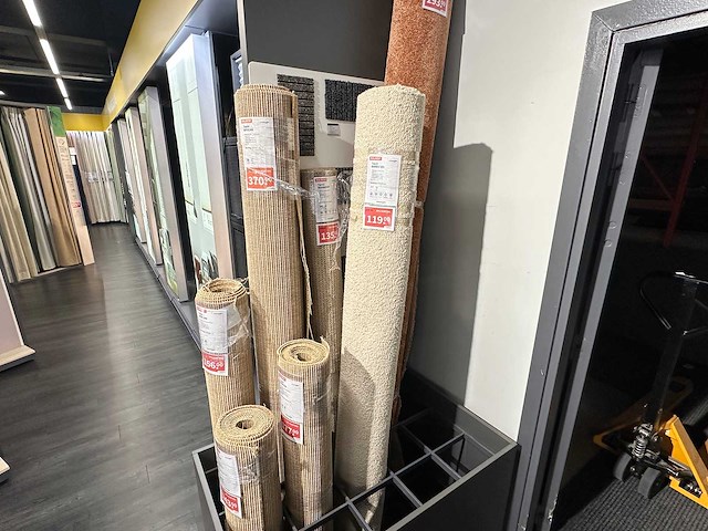 Vloerkleed (17x) - afbeelding 1 van  6